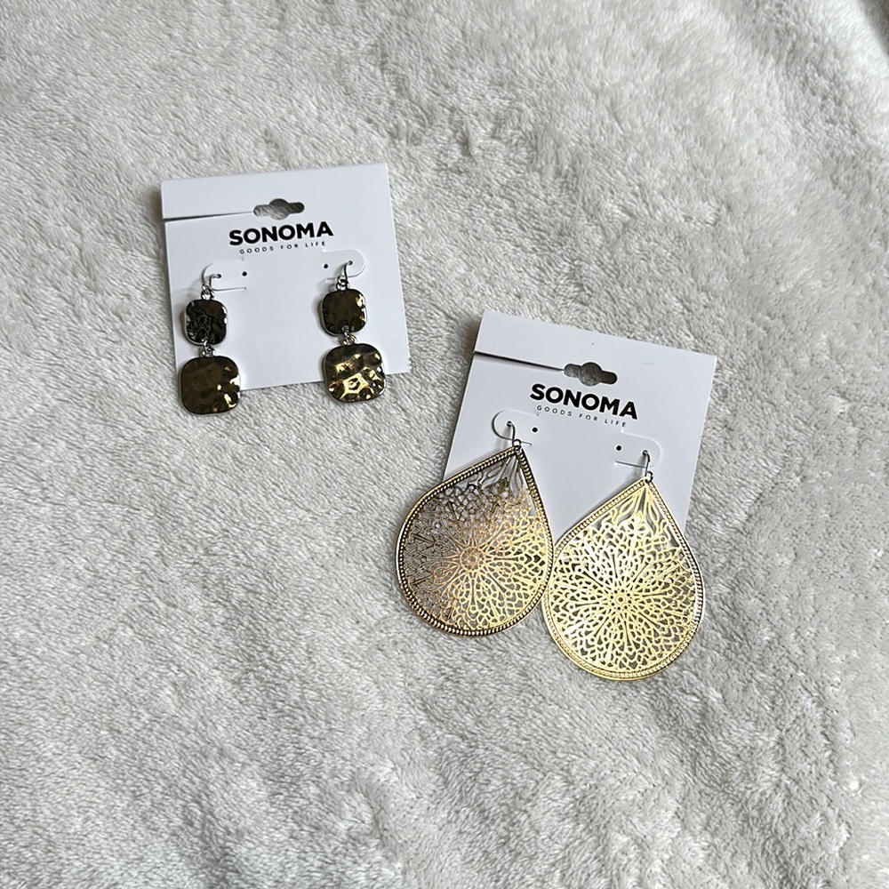 Sonoma 2 set of silver earrings